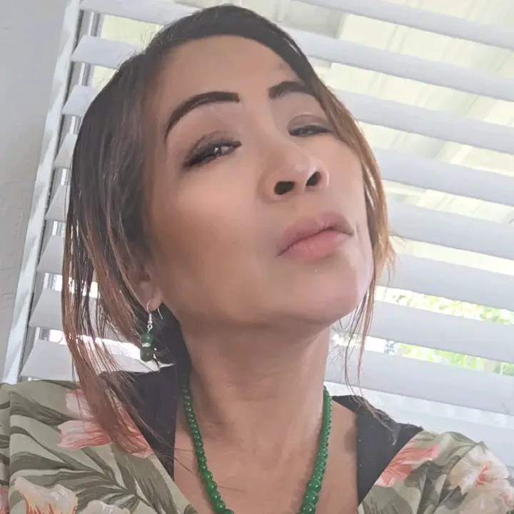 @anniesacamay
