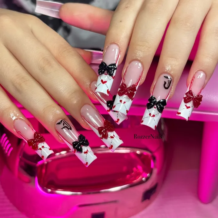 @rozzer_nails