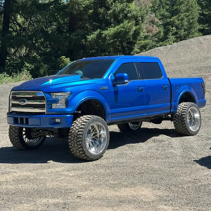 @dakota.bell28