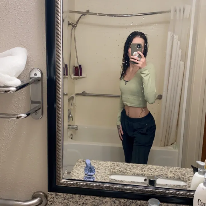revolve.fitness1.0