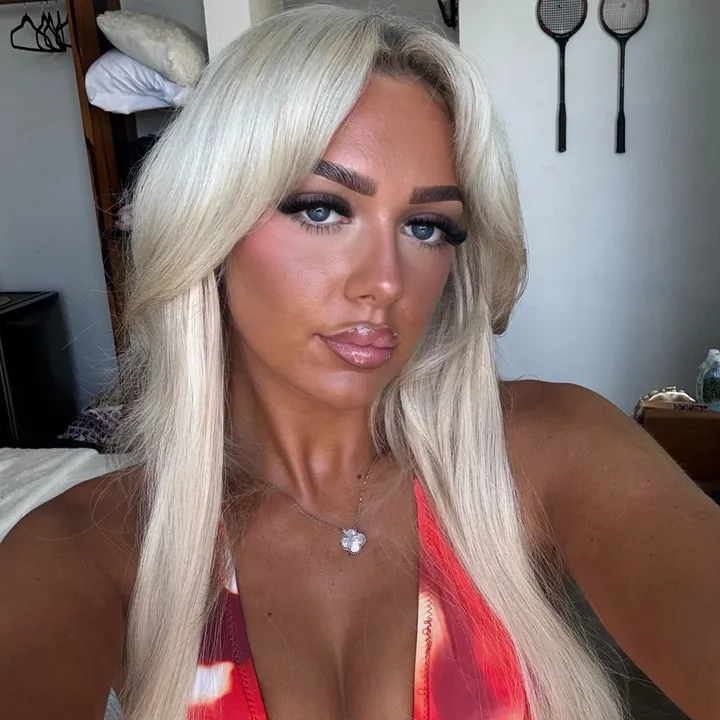 courtneyxx.__