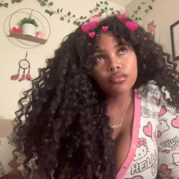 @loveronnieee