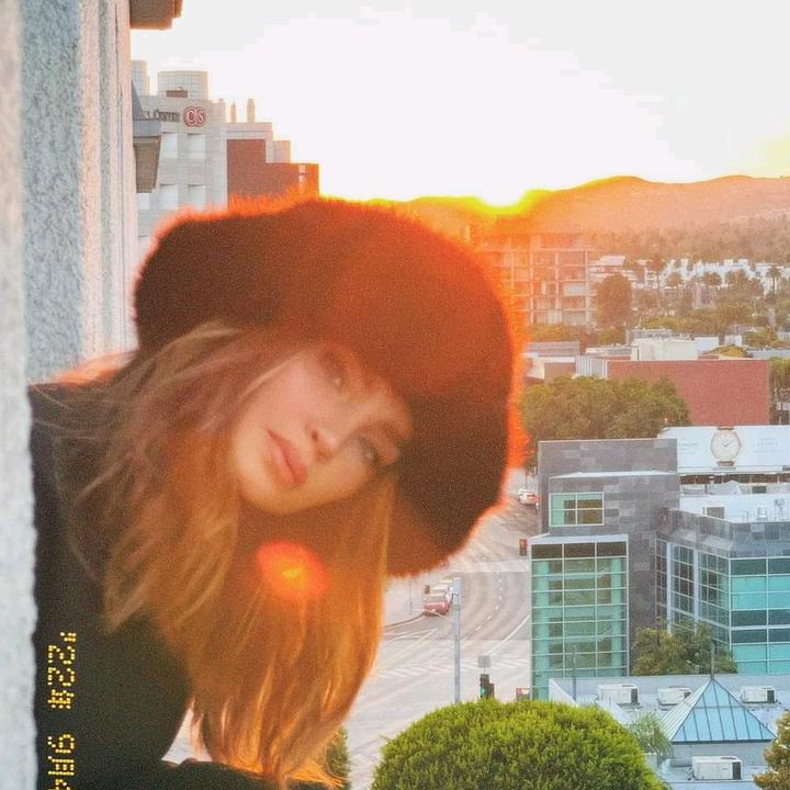 🦋👑 - suara asli