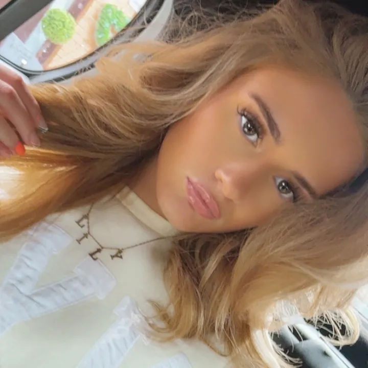 @lilymorrison11