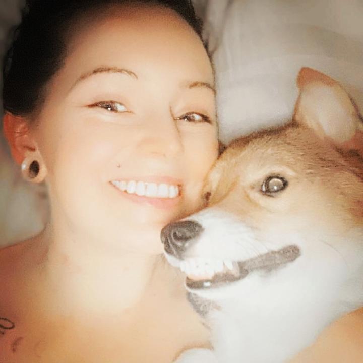 Stephanie - suara asli