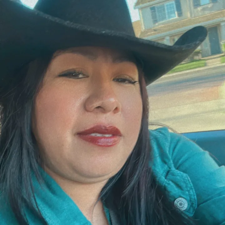 @yesi.camacho11
