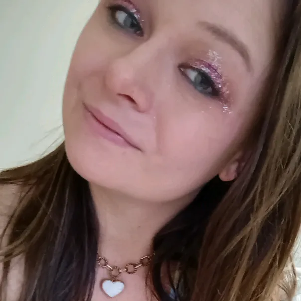 chelseacollins320