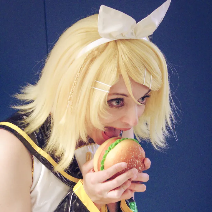 laiuw_cos