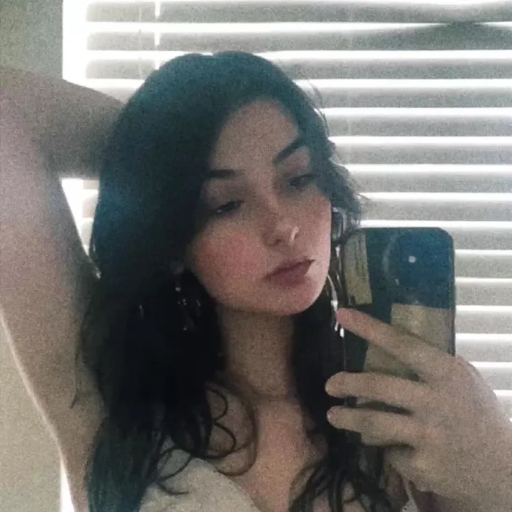 jasminebelleofficial