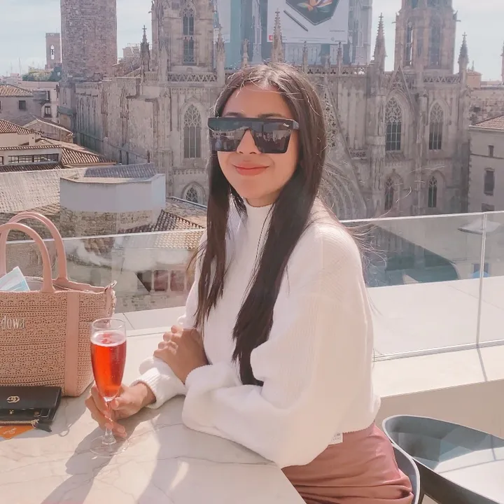 @vanisaflo