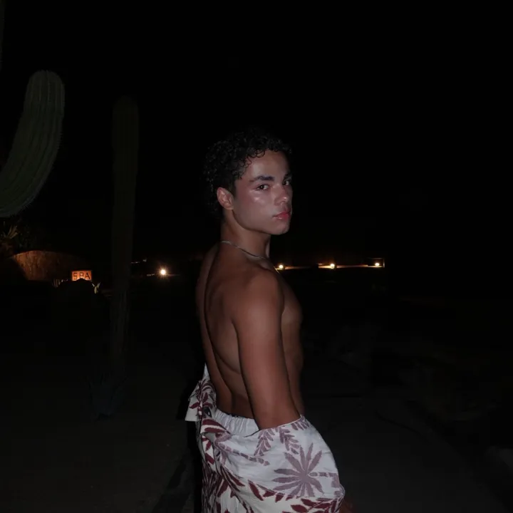@lucasvazquezz_08