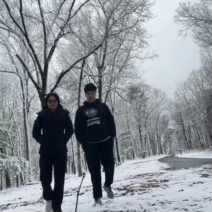 @madhole_42