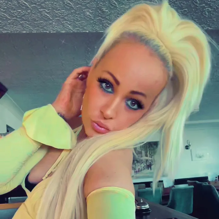 bellabiatchxx