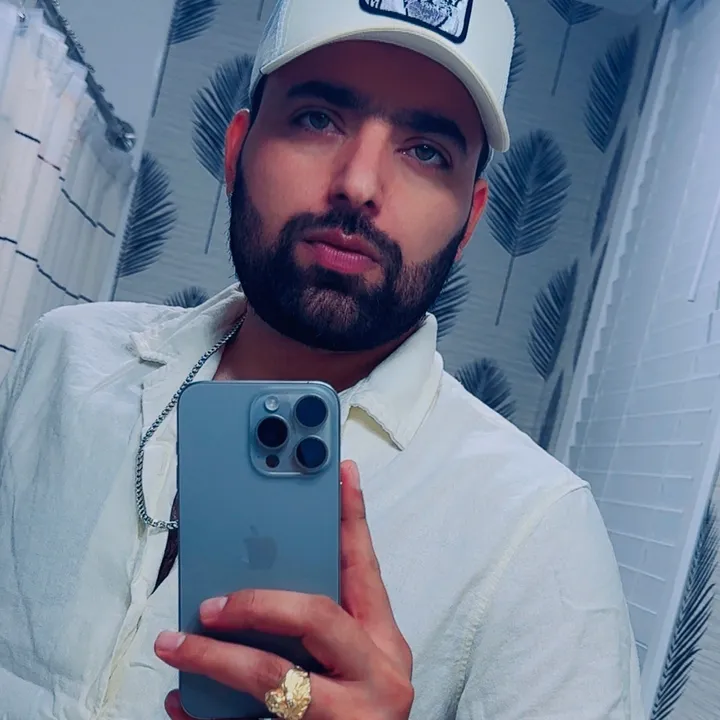 atifchuhdry0