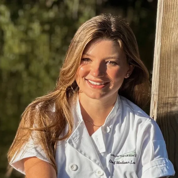 @girlinthegreenapron