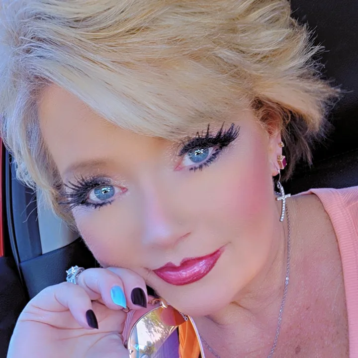 @kim_babybluequeen20