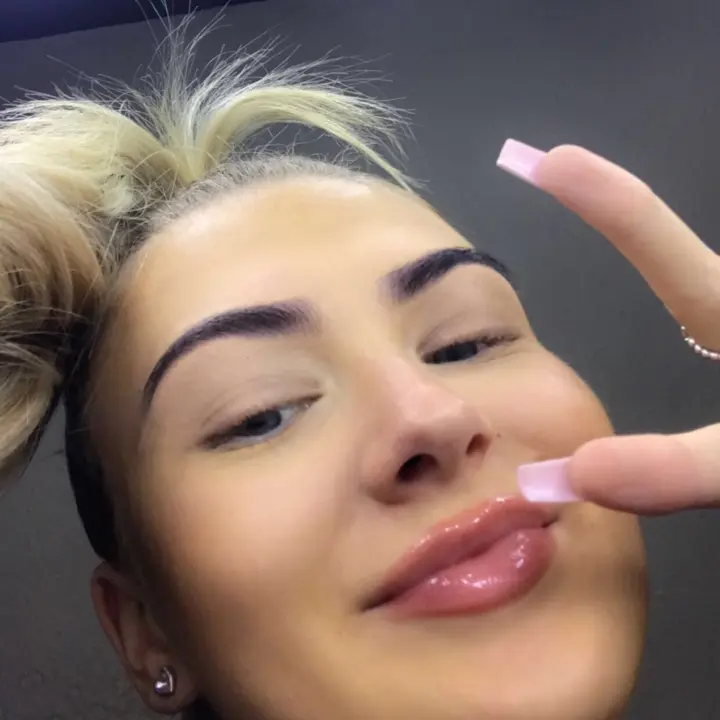 @leahfry1x