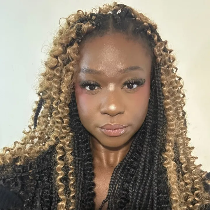 @officialmiridoll