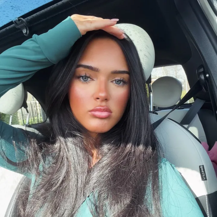lucyhughes.22