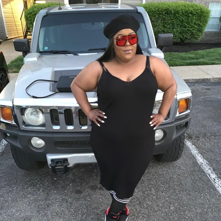 @queenzfoquz