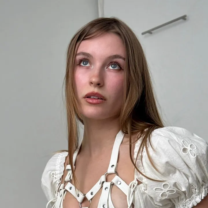 realavabella