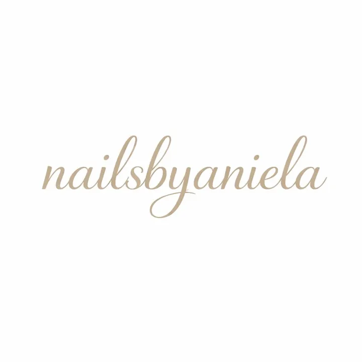 @nailsbyaniela