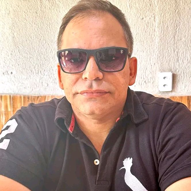 Daniel Silva - som original