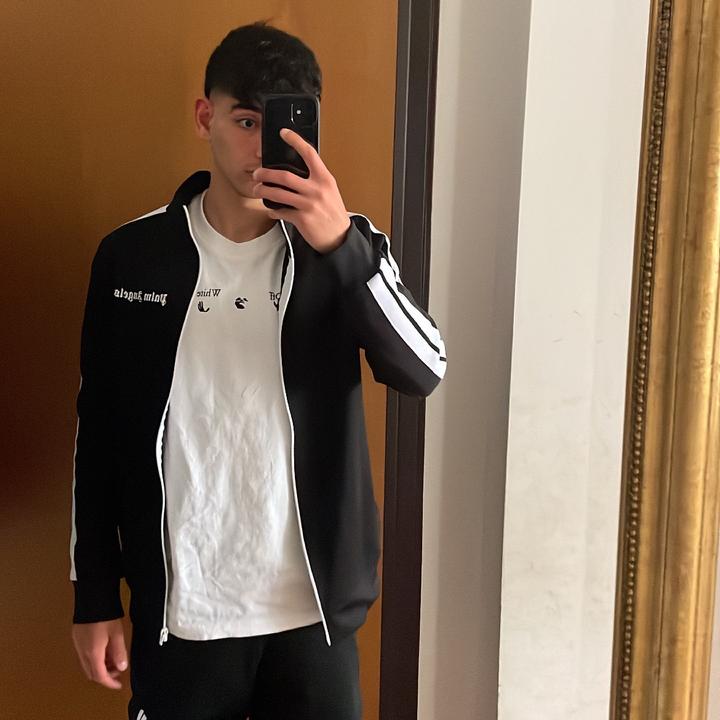 @_ivanoe_