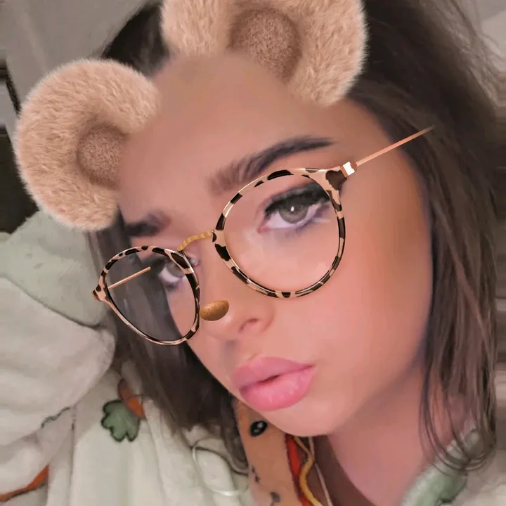 @foreverblowingbubblesx
