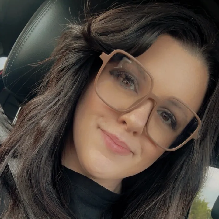 @dmariec1994