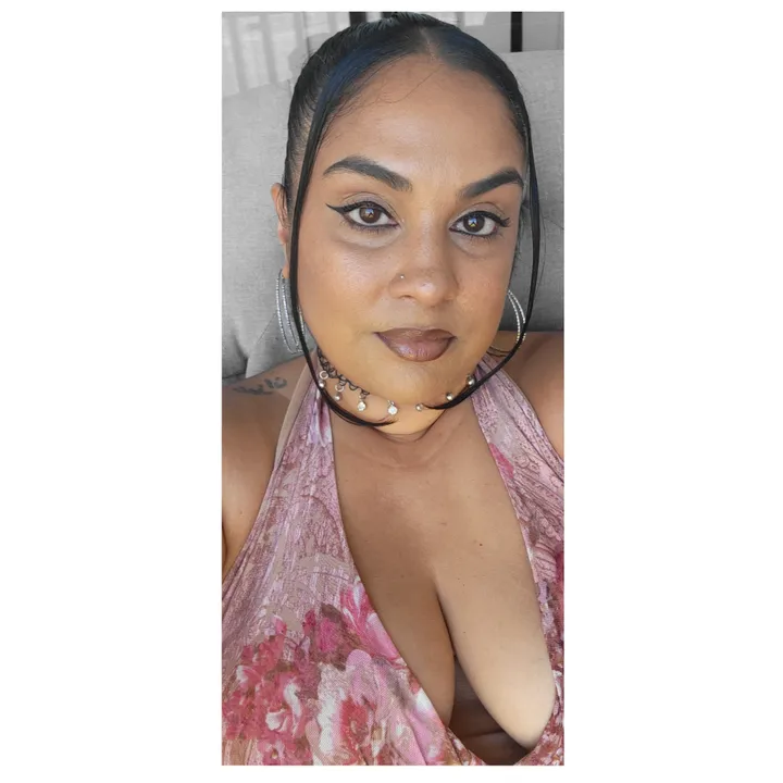 @comevibewitdee
