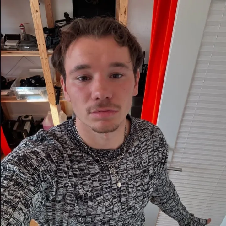 we.see.snouuuuw