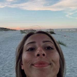 meredith brown- @meredith.brown TikTok 分析|プロフィール、動画、ハッシュタグ | Exolyt