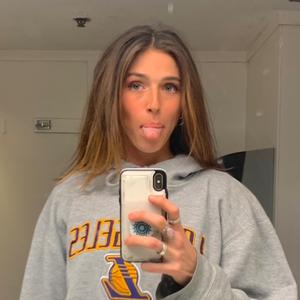 Emma Hall- @mynameisemmahall TikTok 分析|プロフィール、動画、ハッシュタグ Exolyt