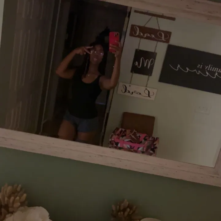 leilahrae..sarah