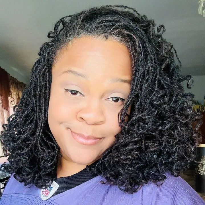 mila_rose_locs