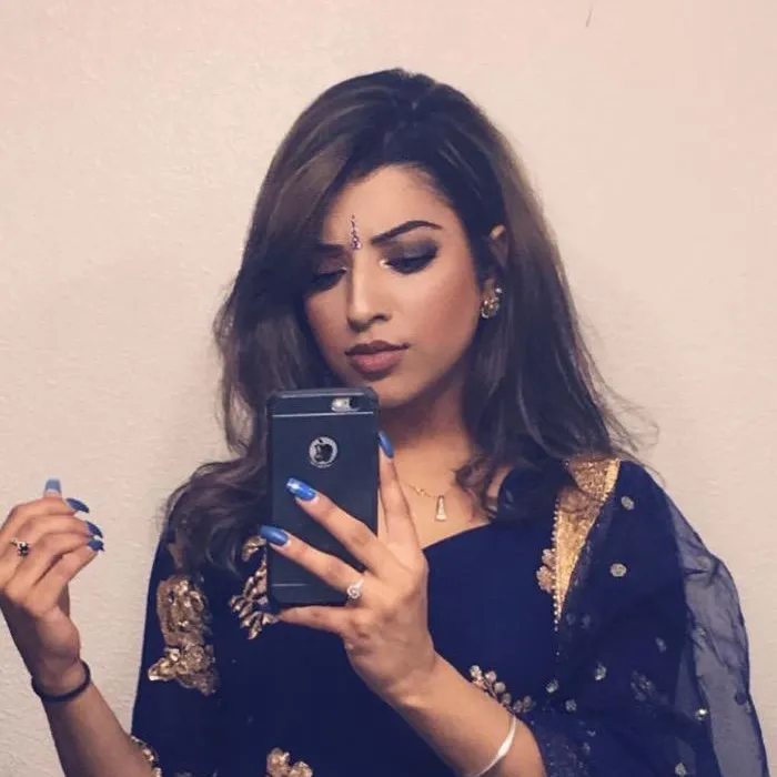 @navisamra_