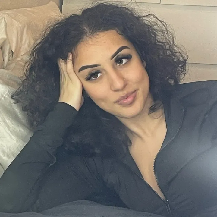 @blessedbyvaness