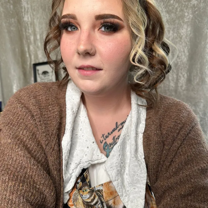 @maeghanvictoria