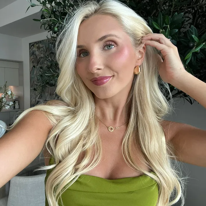 @kristinkonefal