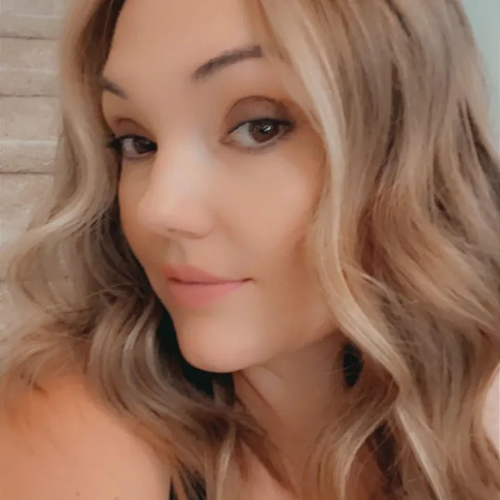 @daniellecamacho4