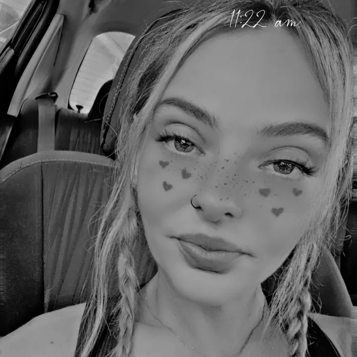 nikki.lou504