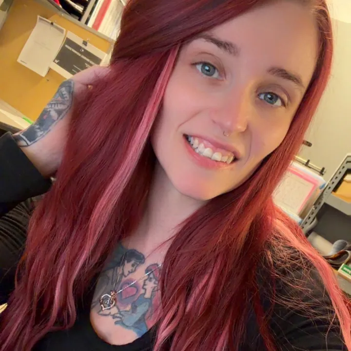 @aliciadressler