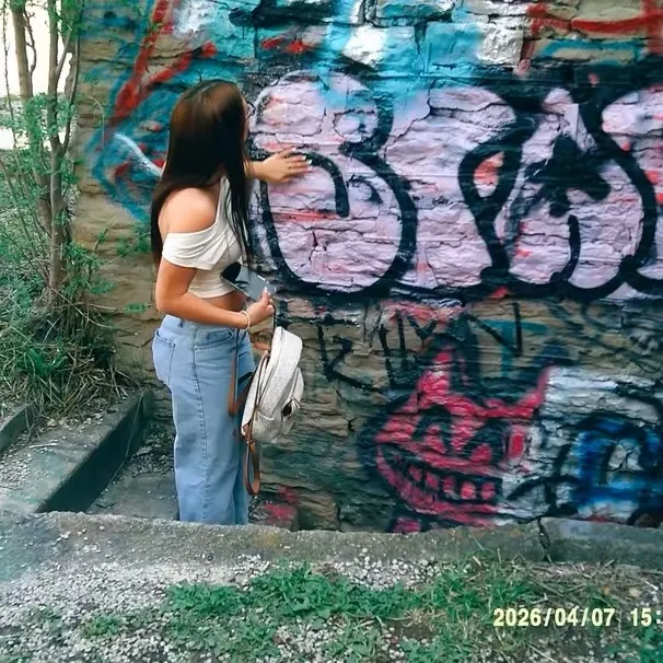 @shutupandlisten333