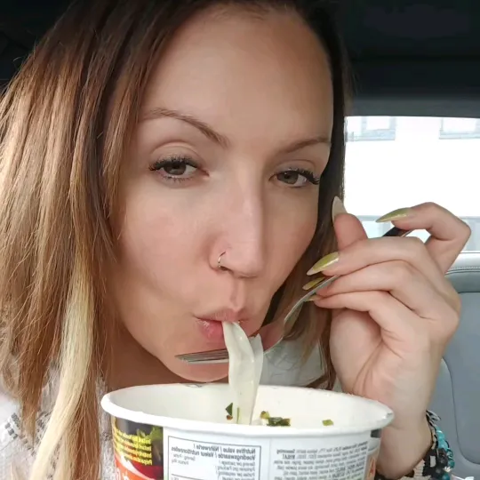 @justagirlandhersnacks