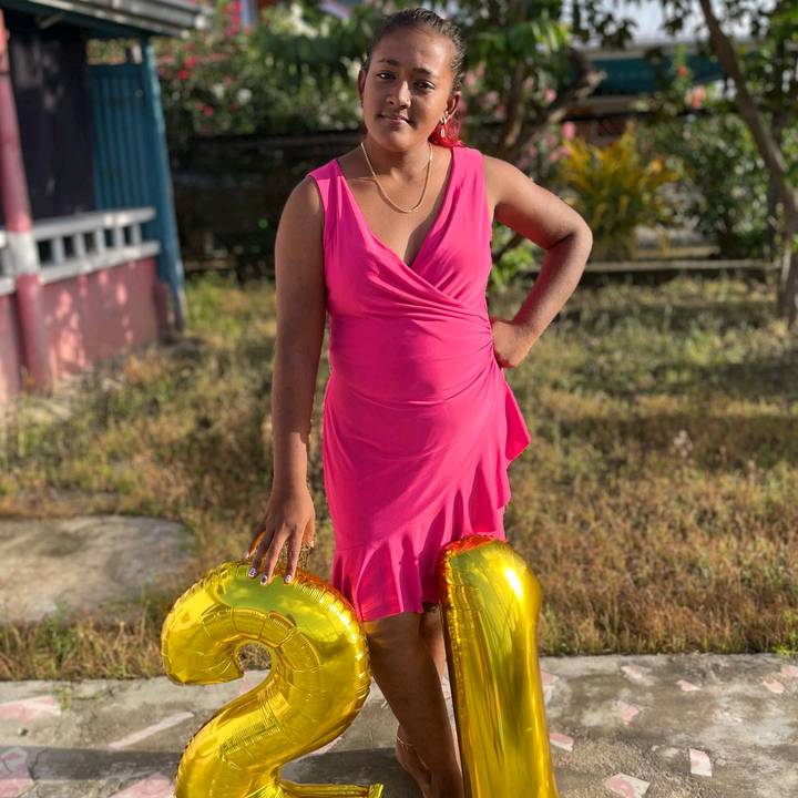 yuhmansidechick44