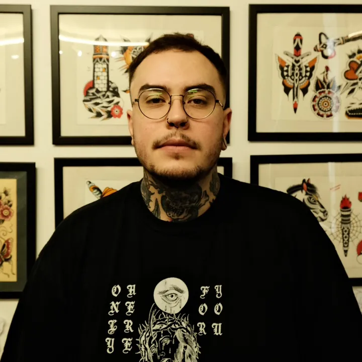 olliefrost.tattoo