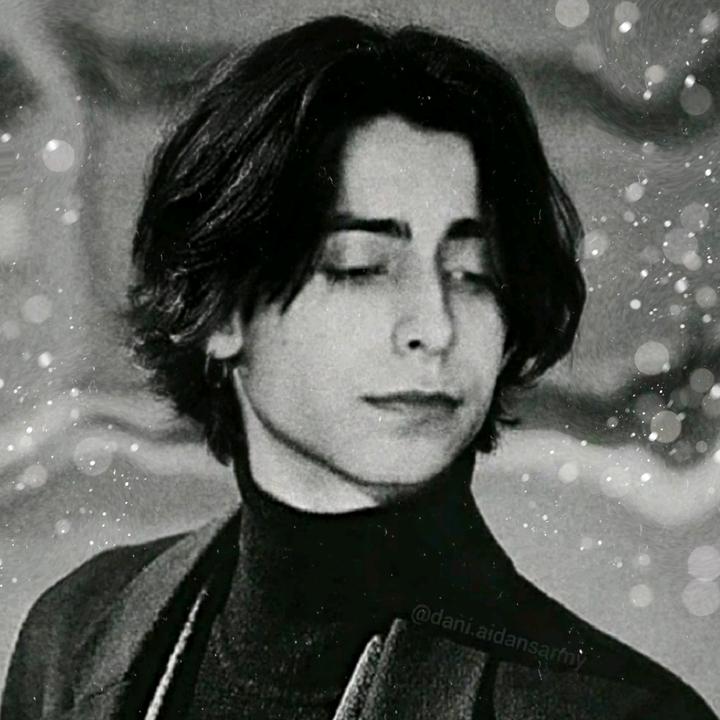 aidans/fives wifey😘💍 - suara asli