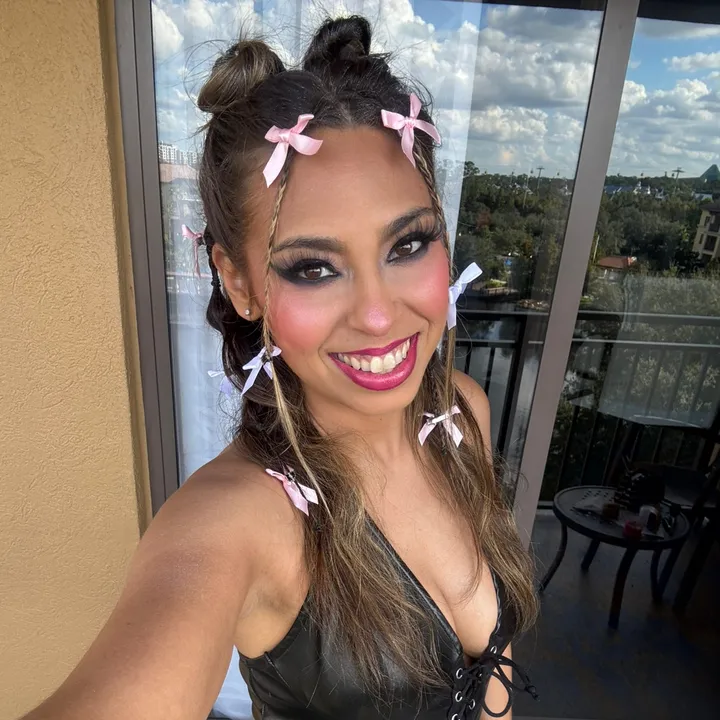 jenni_with_an_i