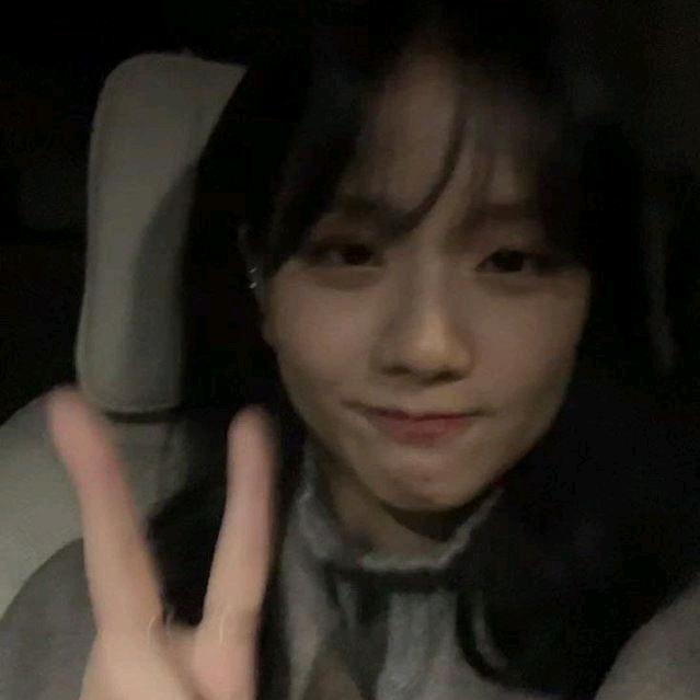 𝘉𝘦𝘭𝘭𝘢 🐈‍⬛ - suara asli